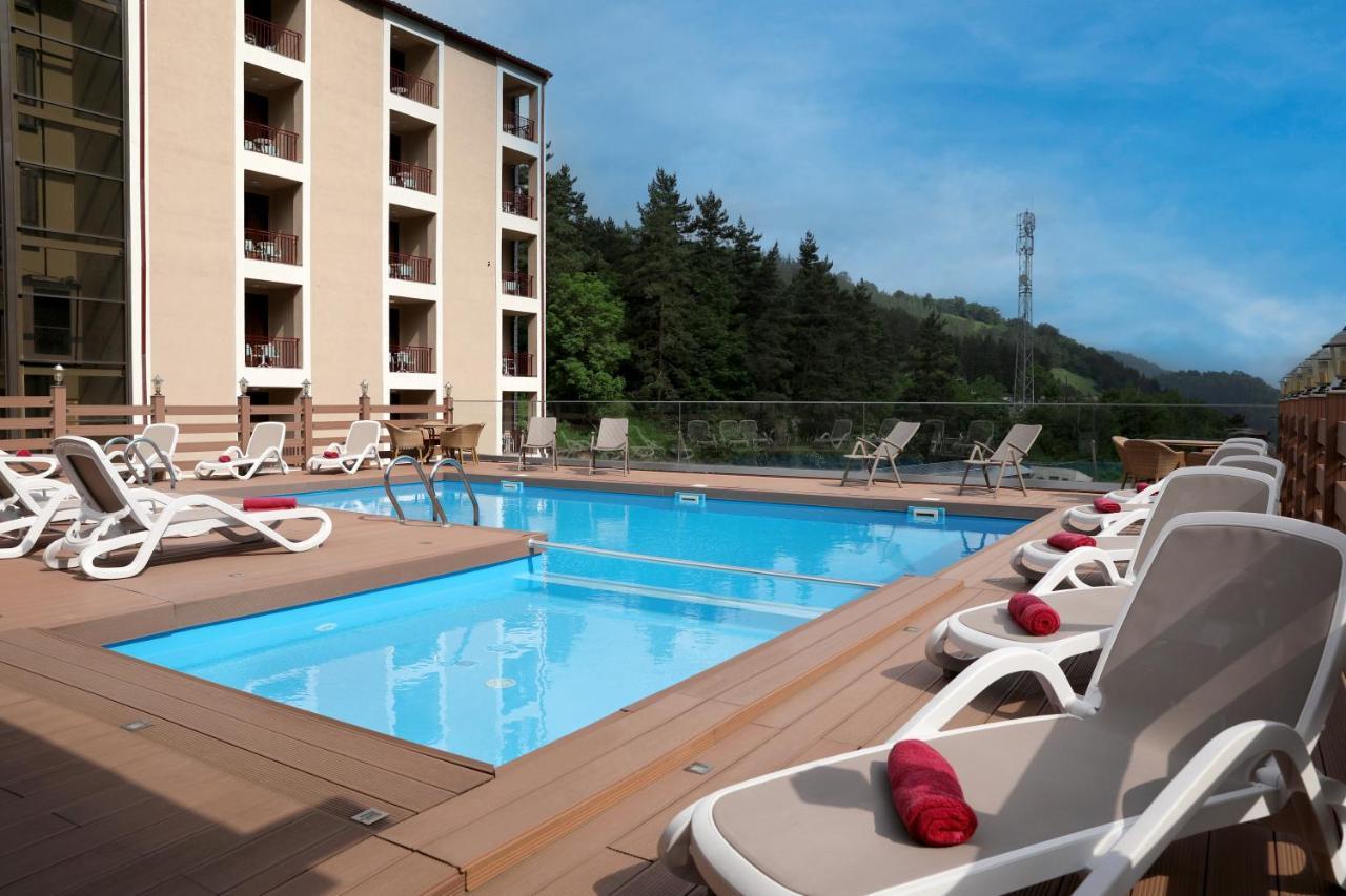Best Western Plus Paradise Hotel Діліжан Екстер'єр фото