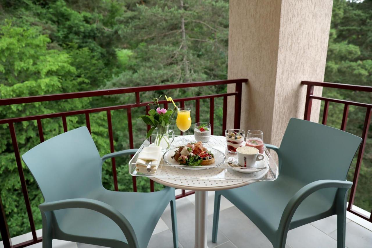 Best Western Plus Paradise Hotel Діліжан Екстер'єр фото
